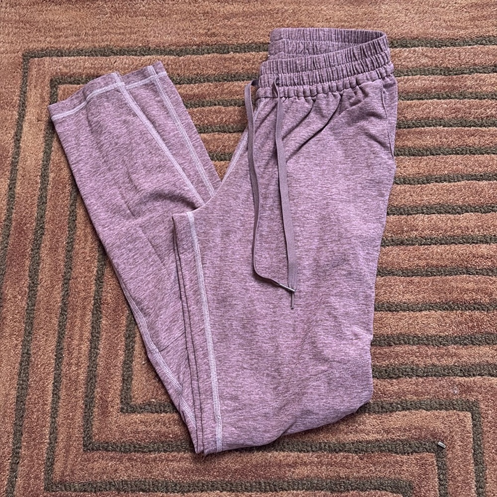 Outdoor Voice CloudKnit joggers in mauve